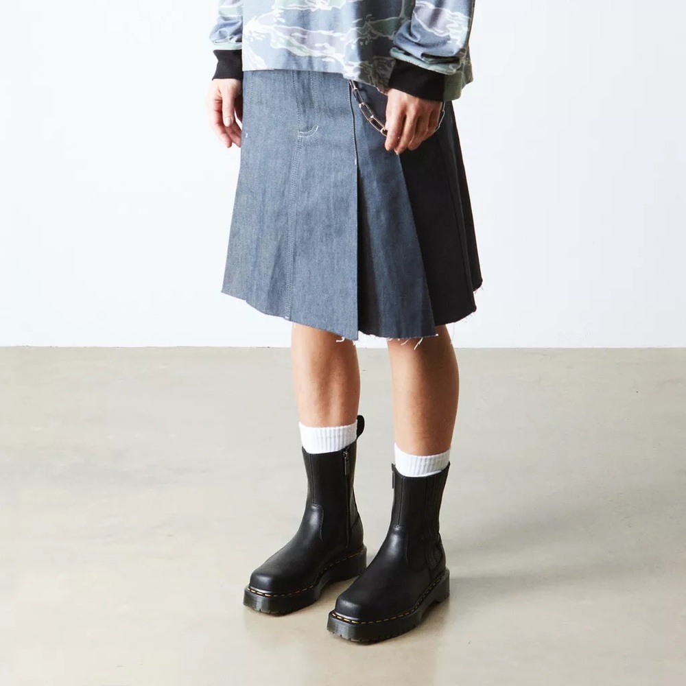 Dr. Martens Amaayah Lo - BRAND NEW IN BOX